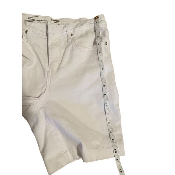 Seven7 Women's White Bermuda Denim Shorts Size 10 Summer Casual - Picture 5 of 10